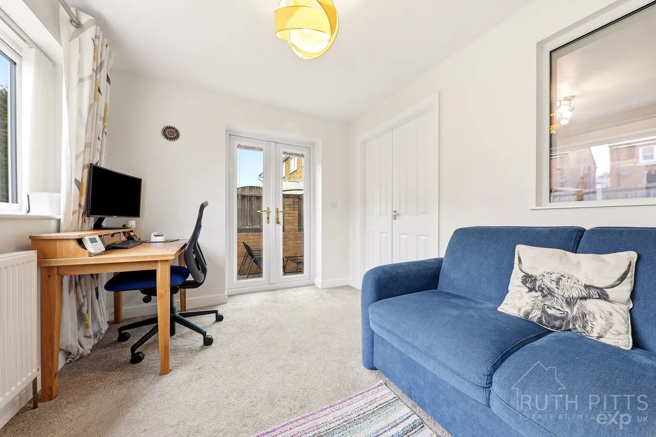 Carr Lane, South Kirkby, WF9, photo 5