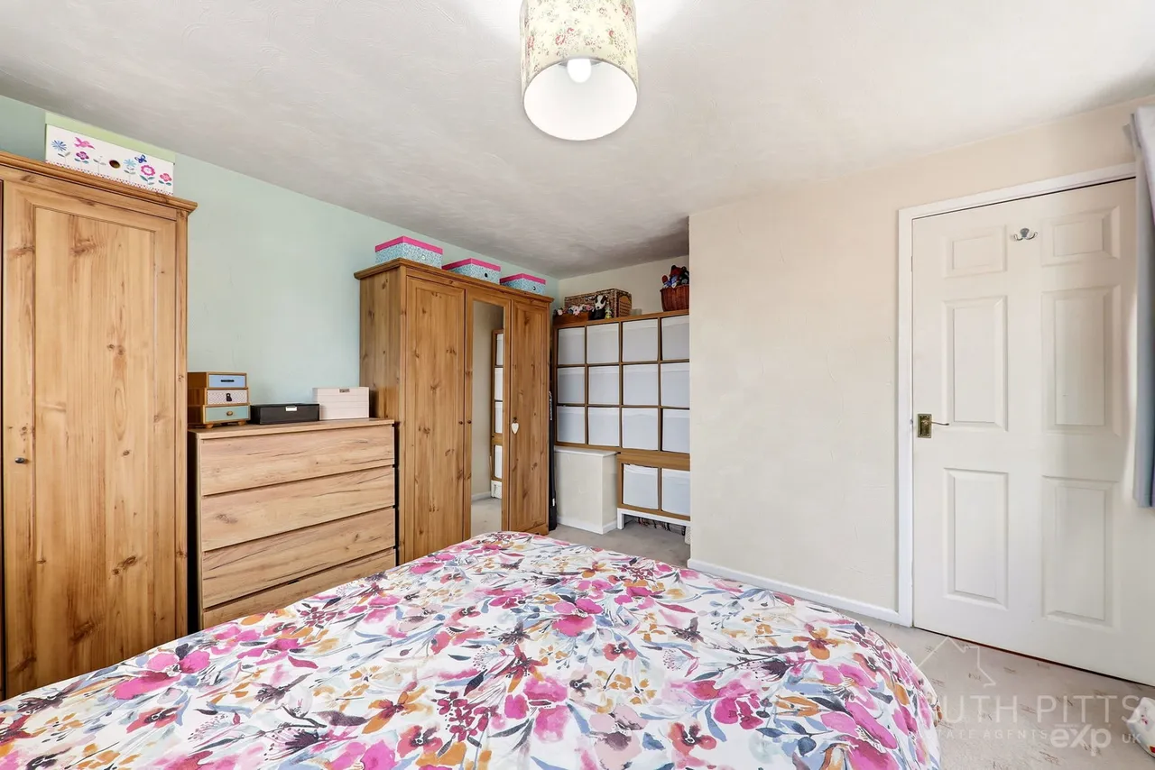 Carr Lane, South Kirkby, WF9, photo 11