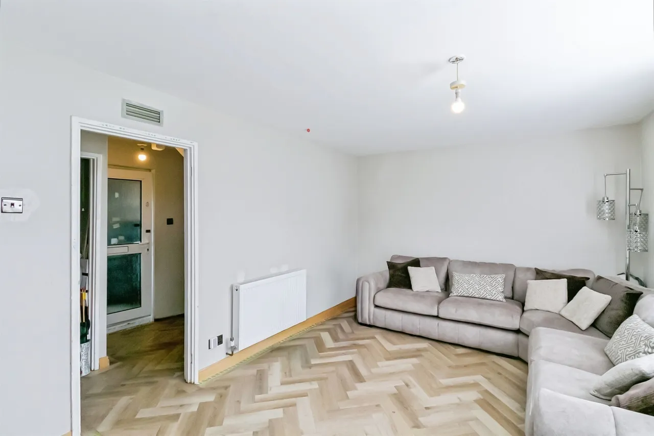 Flemingston Road, Barry, CF62, photo 5