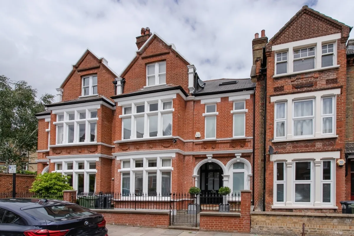 6 bed house to rent — Cautley Avenue, SW4