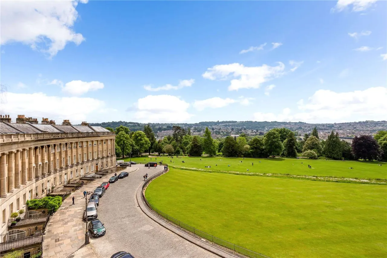 Royal Crescent, Bath, BA1 2LR, photo 11