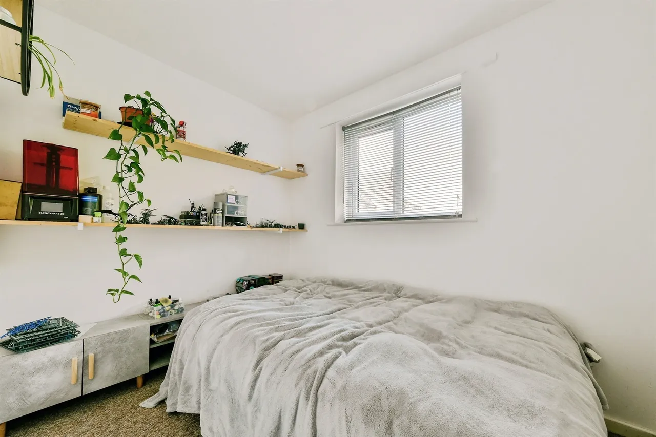Redoubt Close, Hitchin, SG4, photo 12