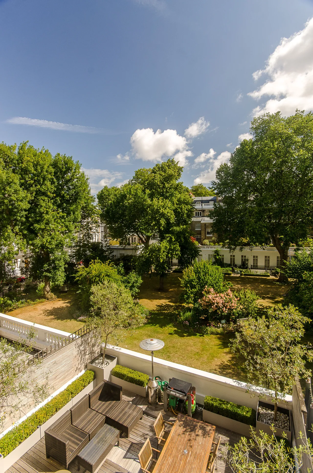 Flat 4, 21 Onslow Gardens, London, photo 8