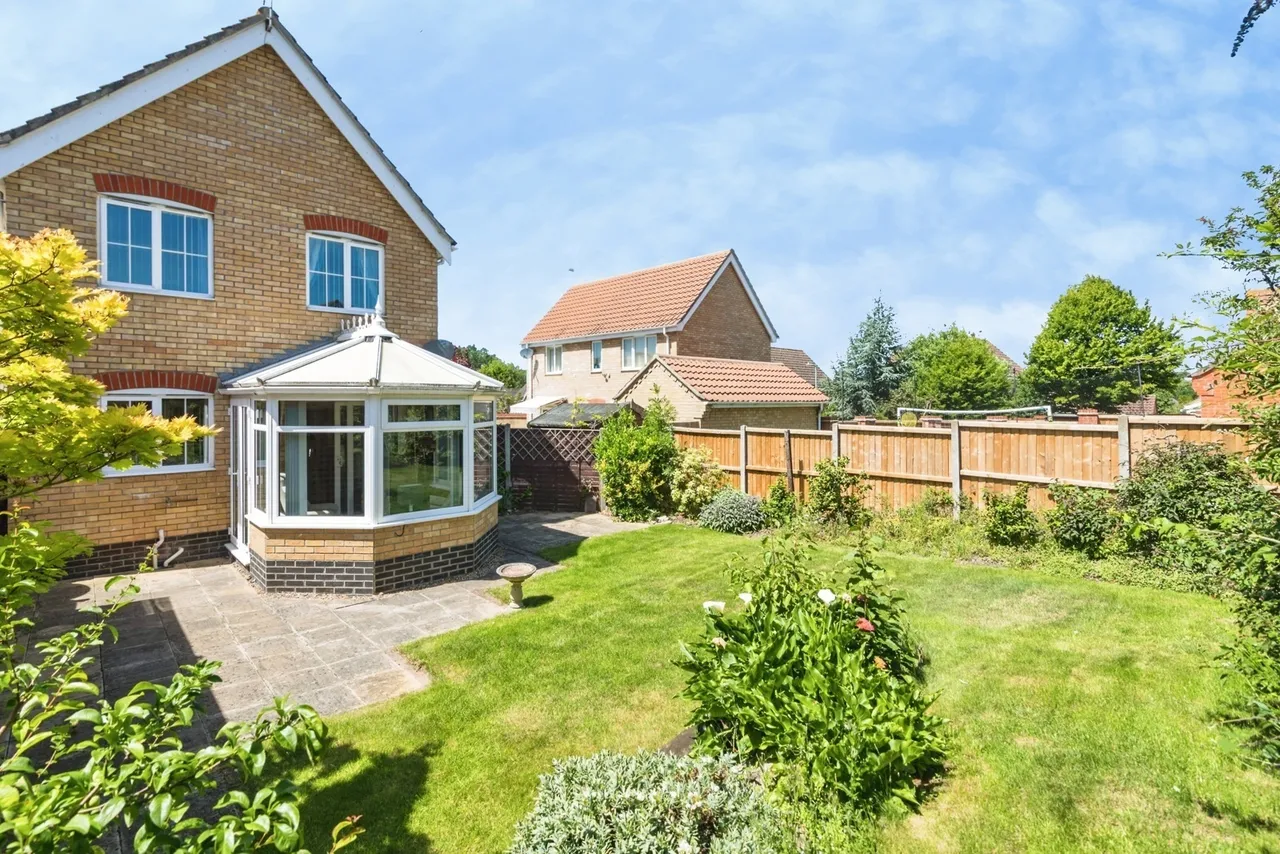 Suttons Road, Worlingham, Beccles, Suffolk, NR34, photo 2