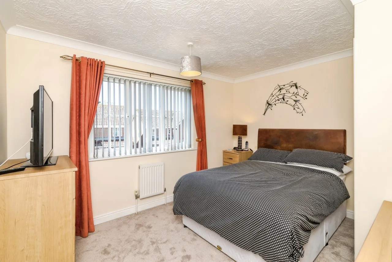 Suttons Road, Worlingham, Beccles, Suffolk, NR34, photo 11