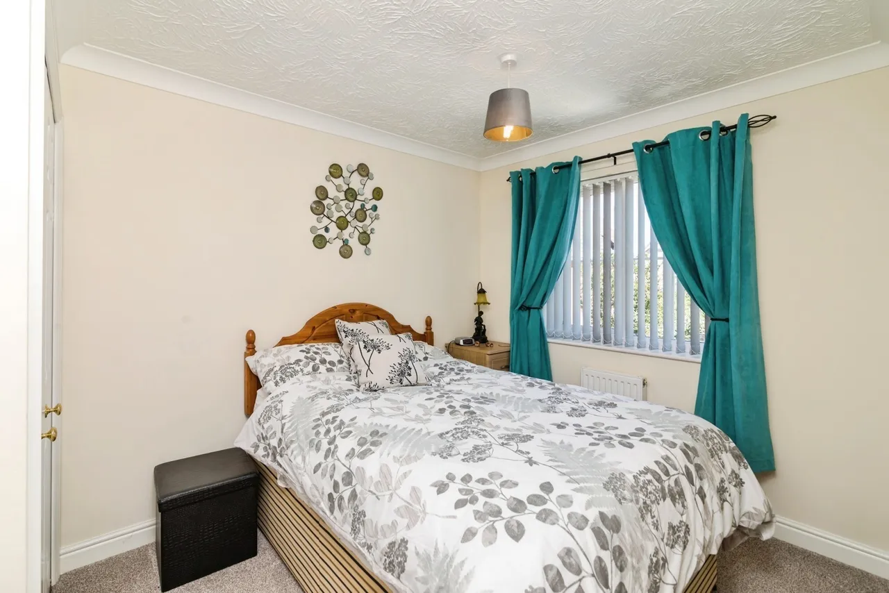 Suttons Road, Worlingham, Beccles, Suffolk, NR34, photo 12