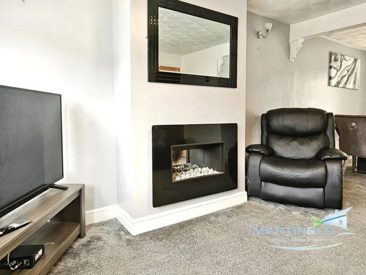 Sherbourne Drive, Heywood, photo 4