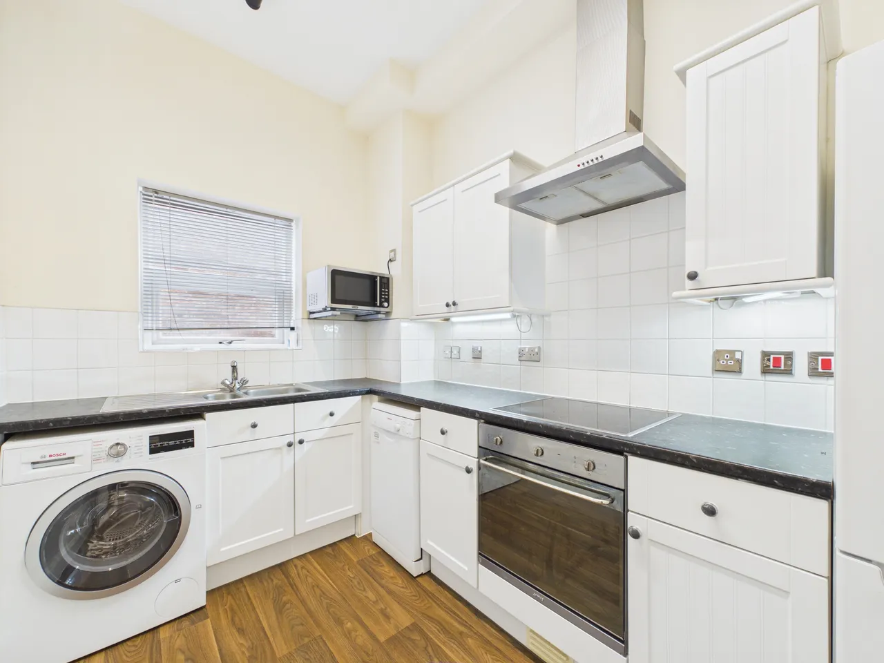 1 bed flat to rent — Ashburnham Road, Bedford, MK40