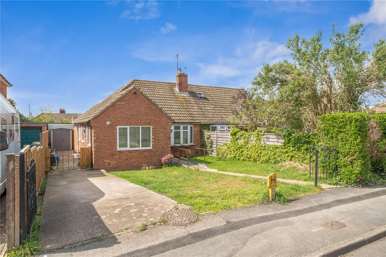 3 bed house for sale, Finchcroft Lane, Prestbury, GL52