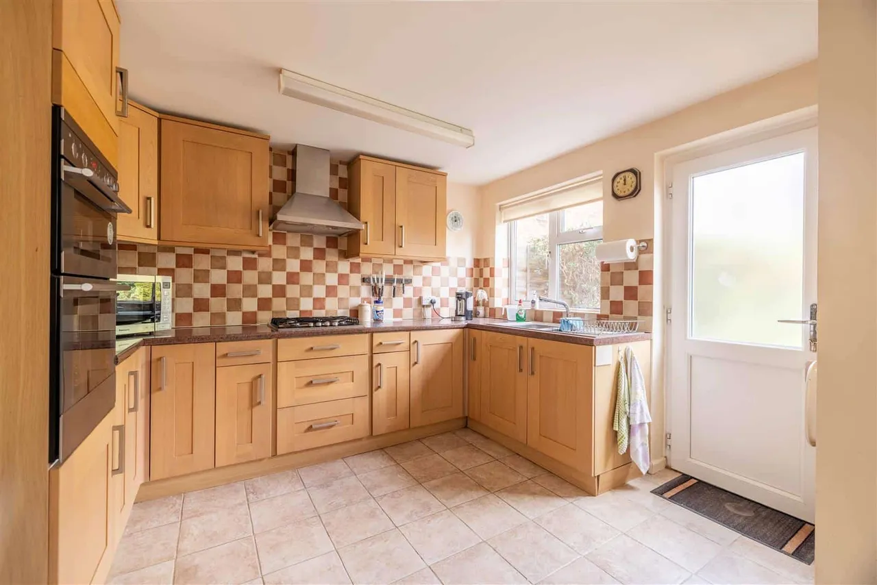 Homers Road, Windsor, SL4 5RG, photo 6