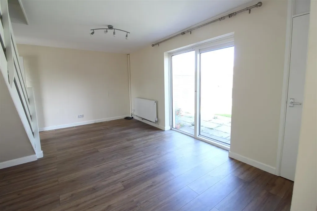 Sidmouth Gardens, Bedminster, BS3, photo 2