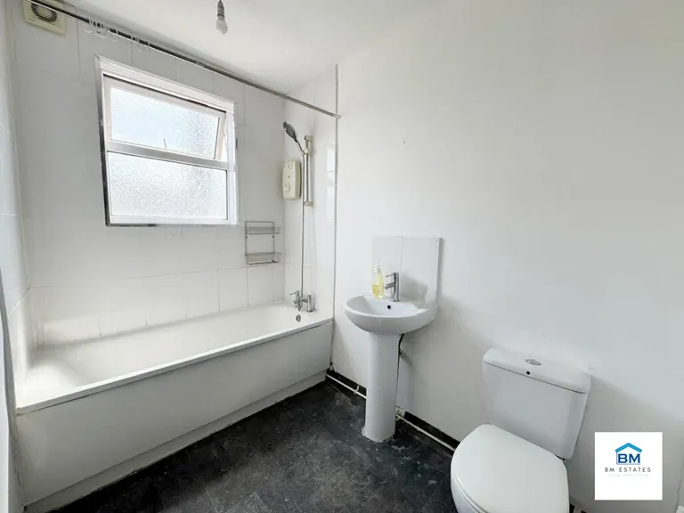 Fosse Road North, Leicester, LE3 5ER, photo 5