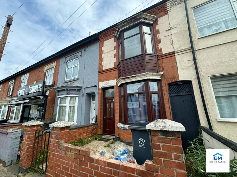 3 bed house for sale — Fosse Road North, Leicester, LE3 5ER