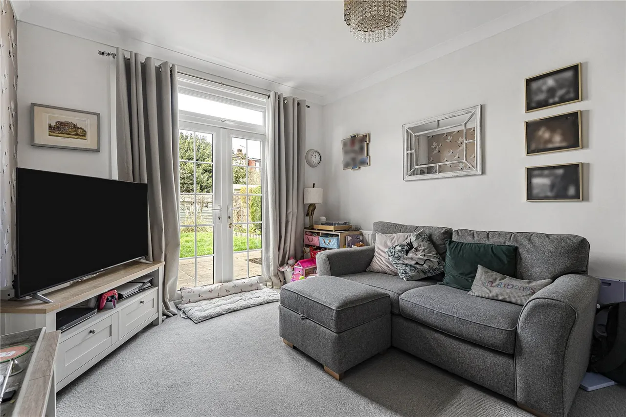 Cheyne Avenue, Twickenham, TW2, photo 7