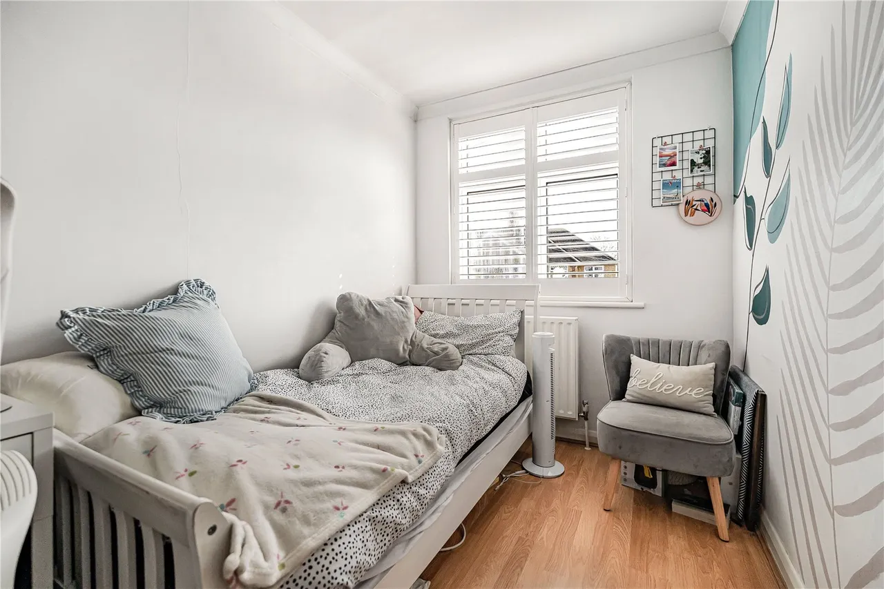 Cheyne Avenue, Twickenham, TW2, photo 14