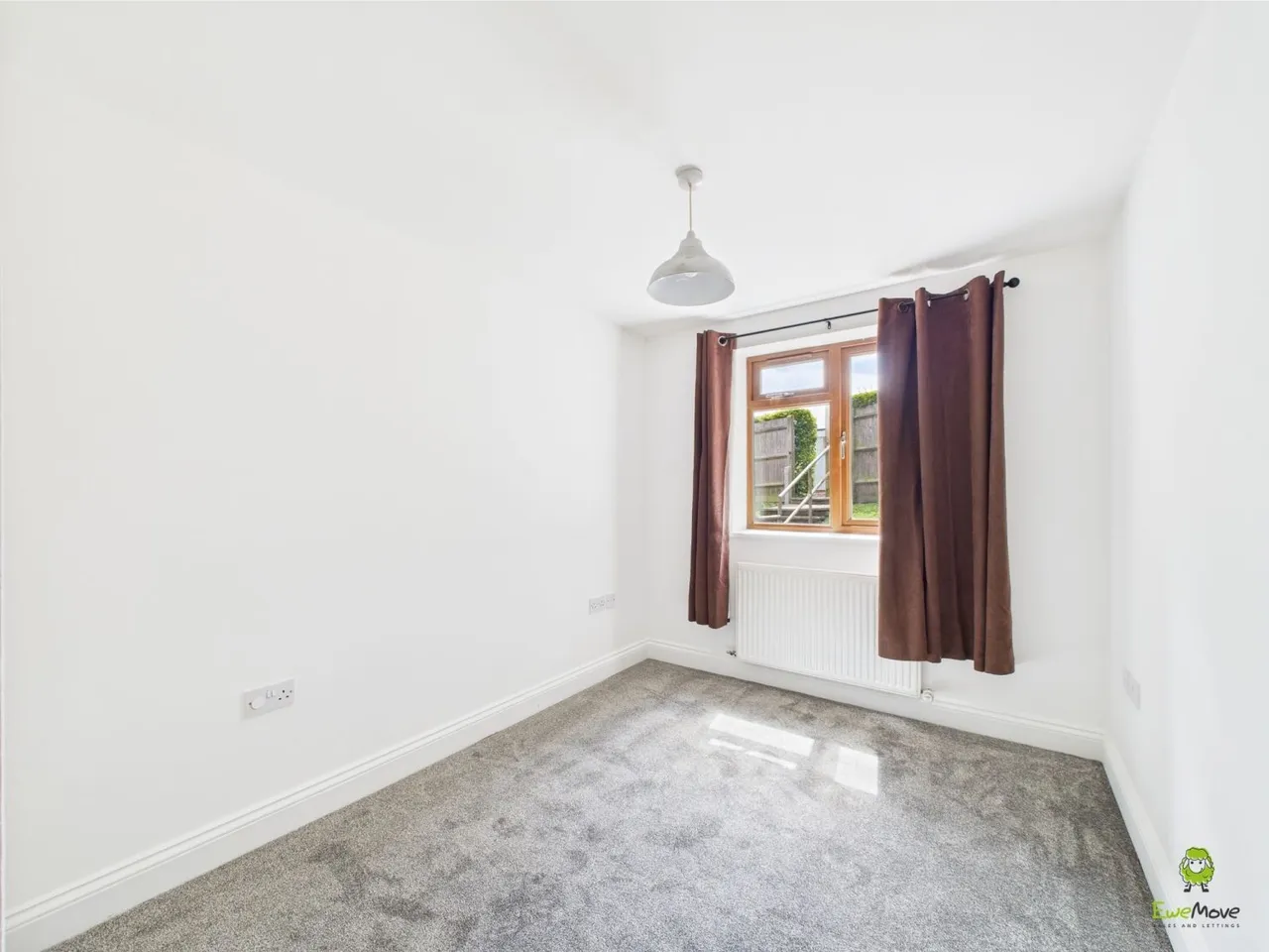 Mayplace Road East, DA7, photo 6