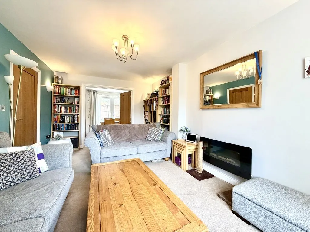 Tern Close, Calne, photo 6