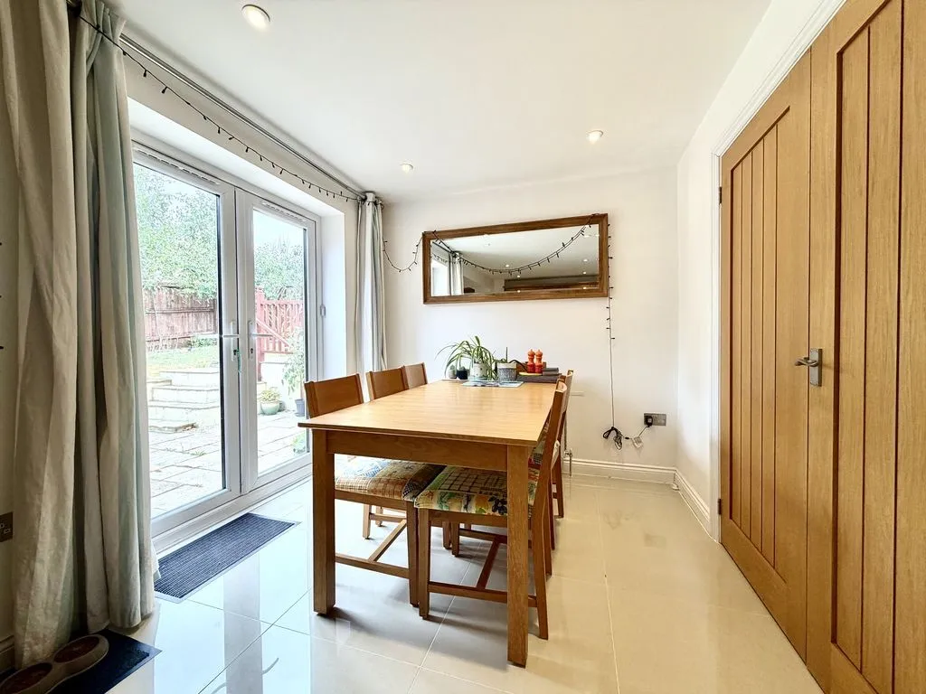 Tern Close, Calne, photo 5