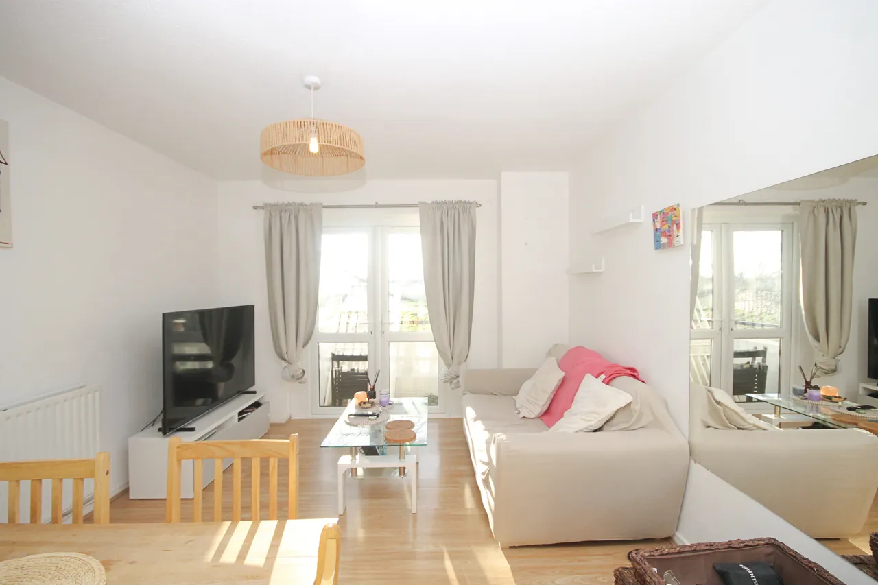 Legion Road, Greenford, UB6, photo 7