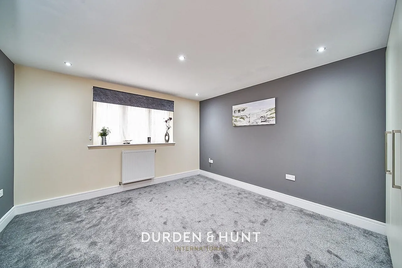 Tamarind Grove, Chigwell, IG7, photo 19