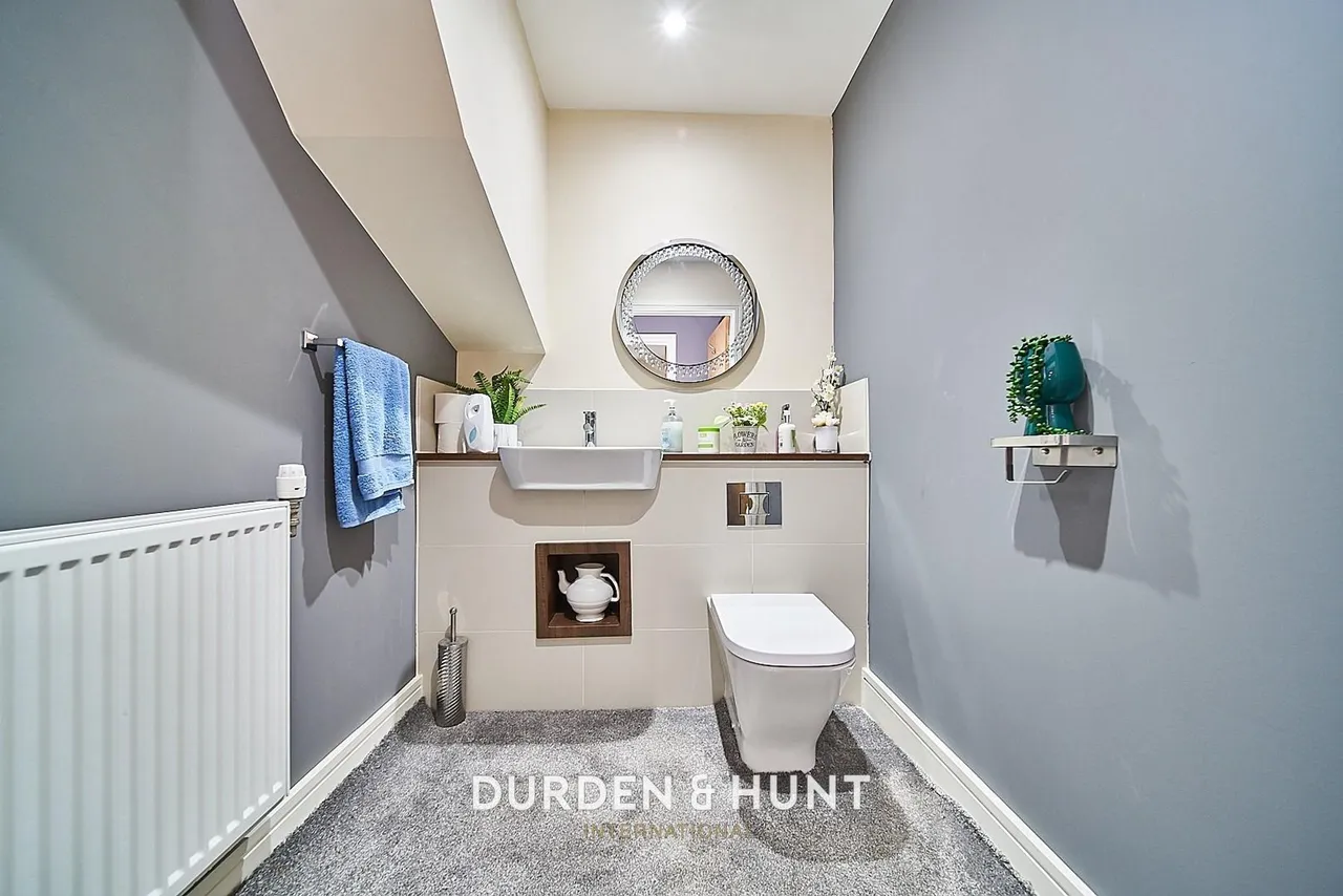 Tamarind Grove, Chigwell, IG7, photo 11