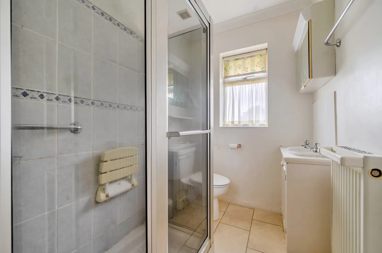 Courts Hill Road, Haslemere, GU27, photo 12