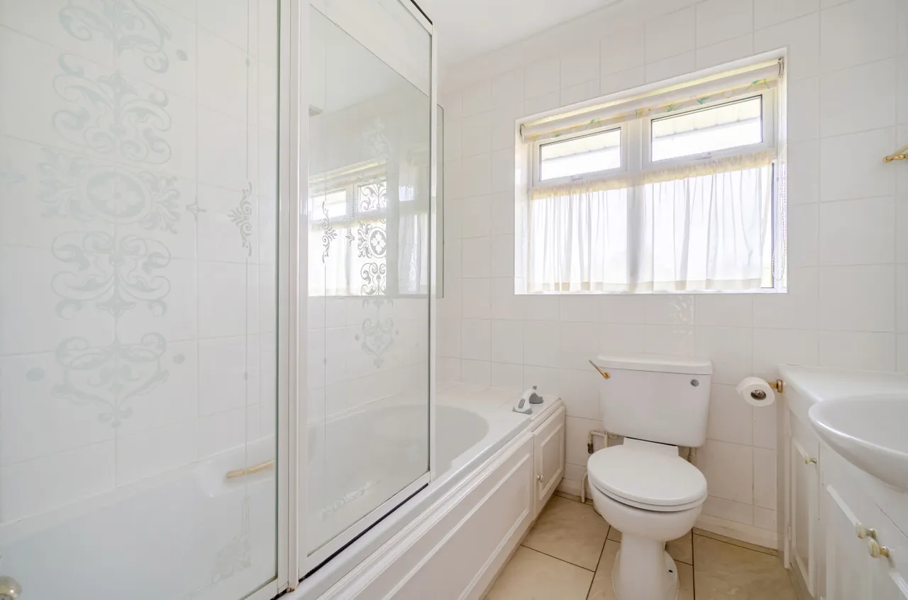 Courts Hill Road, Haslemere, GU27, photo 11
