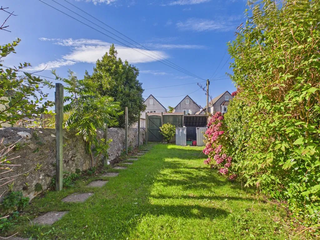 Cardrew Terrace, Redruth, TR15, photo 14