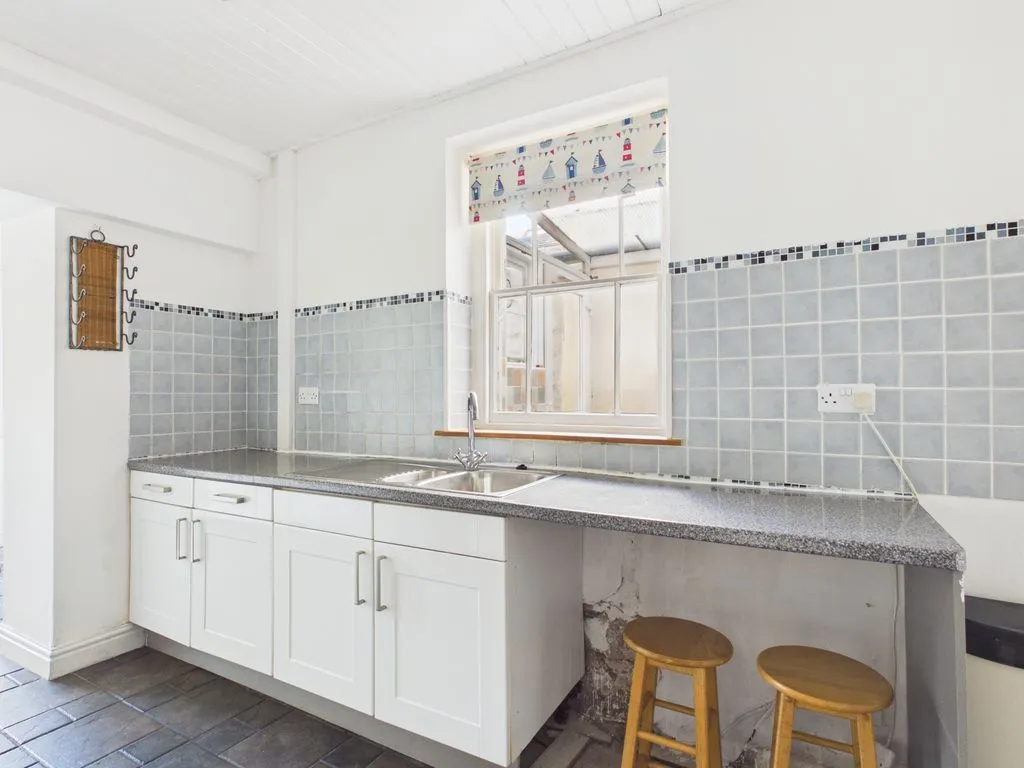Cardrew Terrace, Redruth, TR15, photo 5