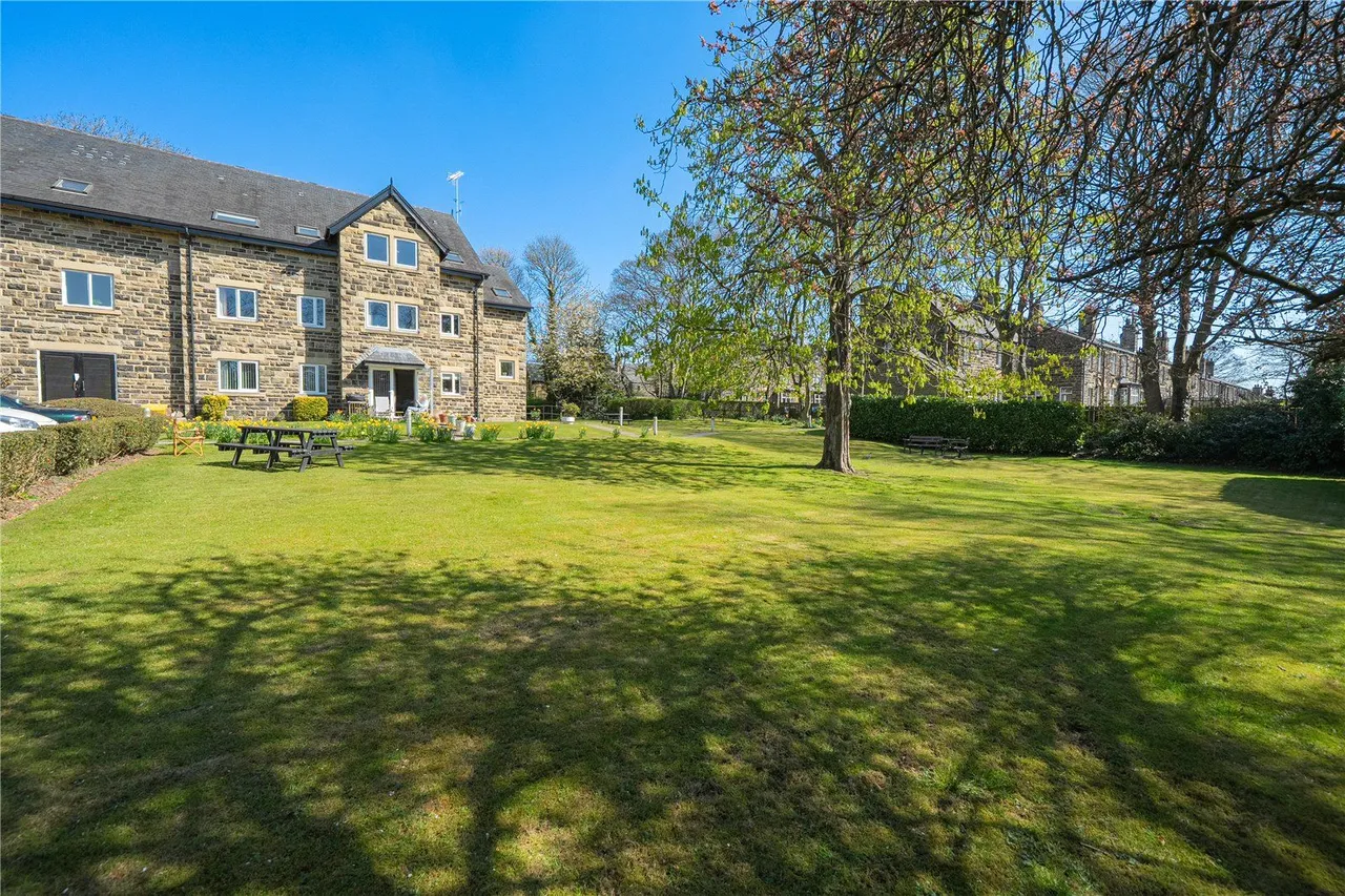 Park Crescent, Roundhay, LS8, photo 10