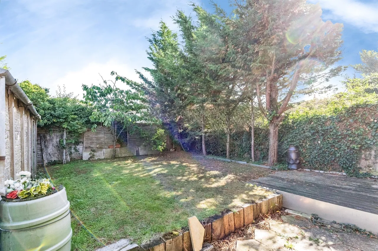 Meadow Drive, Higham Ferrers, NN10, photo 5