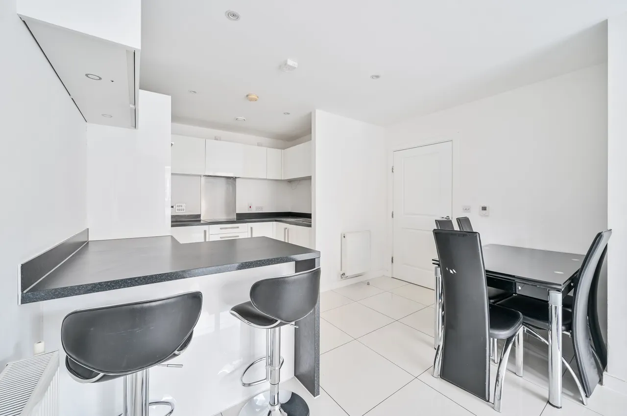 28 Graciosa Court, 176 Harford Street, London, photo 4