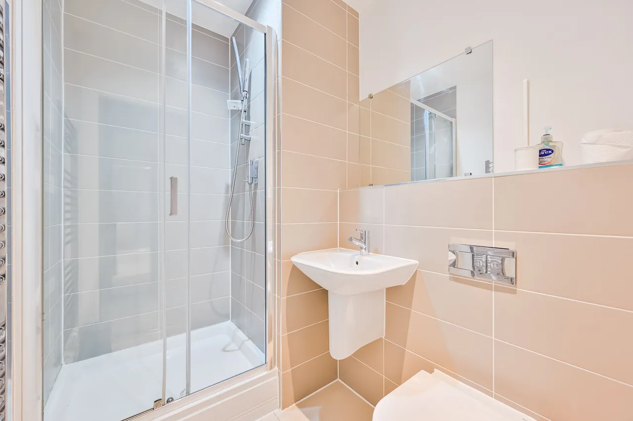 28 Graciosa Court, 176 Harford Street, London, photo 9