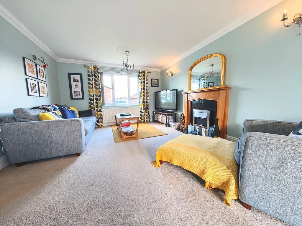 Pinecroft, Carlisle CA3 0DB, photo 2