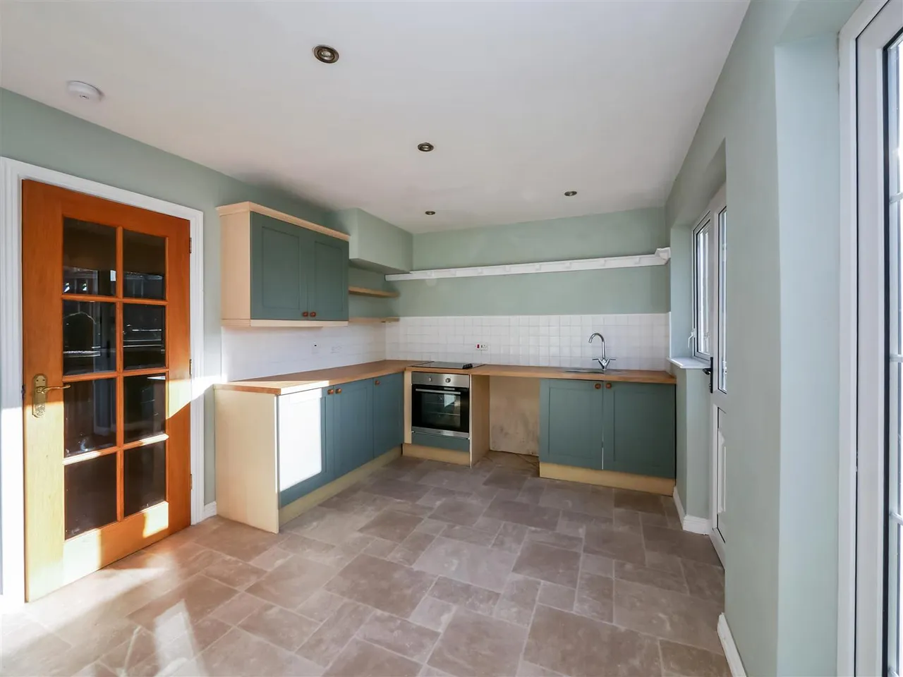Winchester Gardens, Carryduff, BT8, photo 9