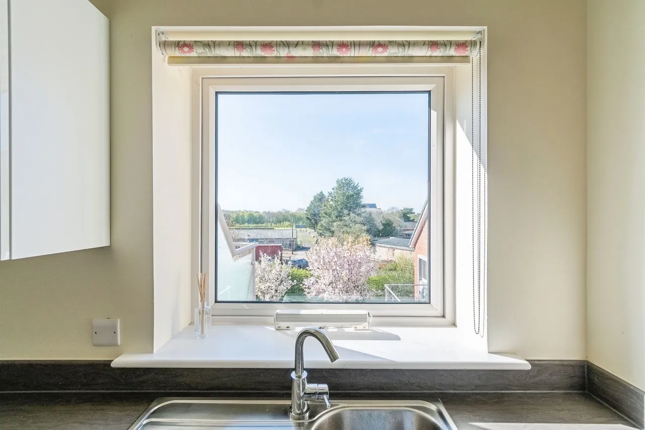 Westmead Lane, Chippenham, SN15, photo 5