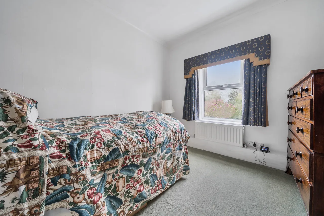 London Road, Burgess Hill, RH15, photo 11