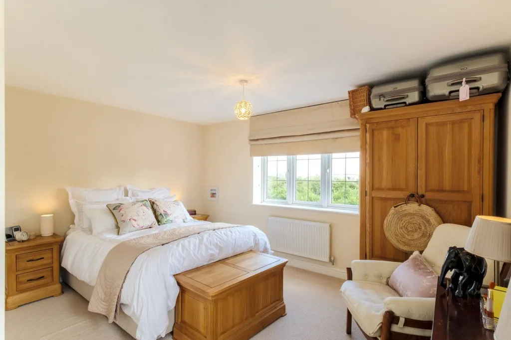 Doble Crescent, Hathern, LE12, photo 8