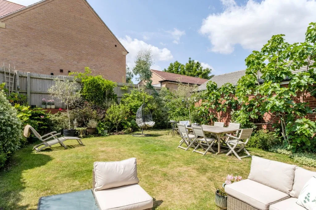 Doble Crescent, Hathern, LE12, photo 13