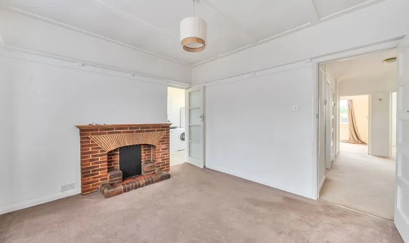 Overdale, Ashtead, KT21, photo 15