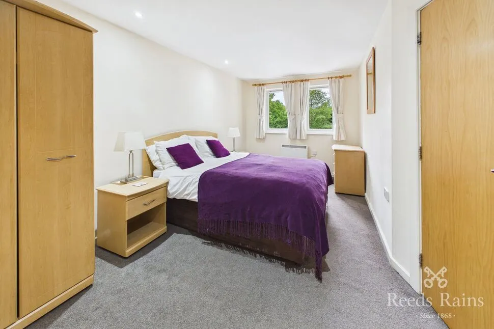 Elmira Way, Salford, M5, photo 4