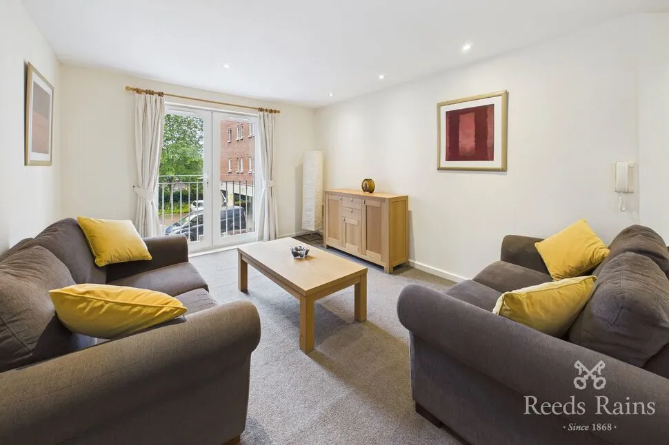 Elmira Way, Salford, M5, photo 2