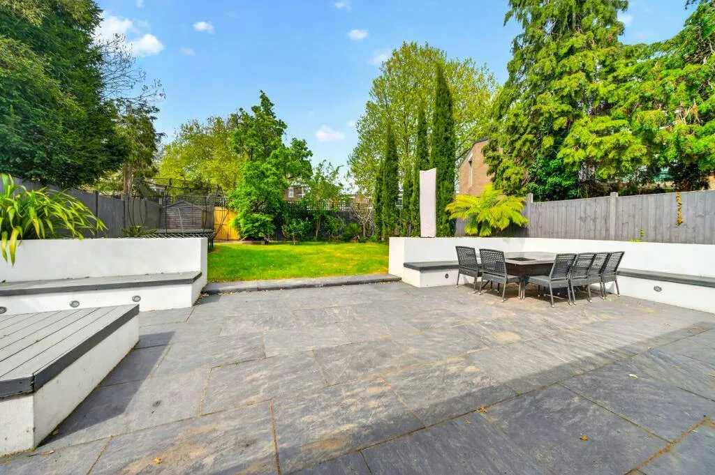 Hillside Road, London, SW2, photo 13
