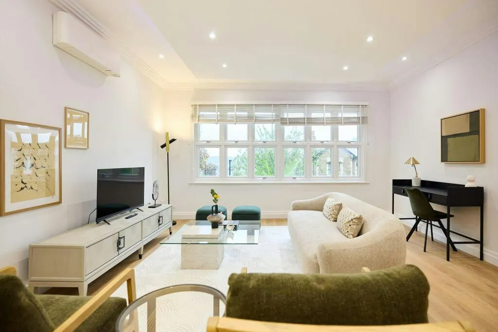 Hillside Road, London, SW2, photo 19