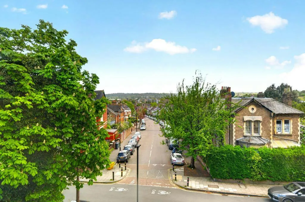 Hillside Road, London, SW2, photo 15
