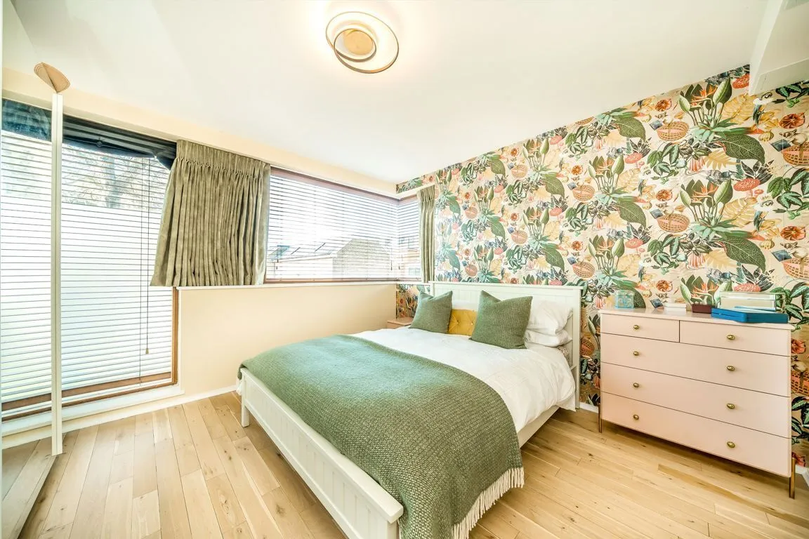 Southmead Gardens, Teddington, TW11, photo 8