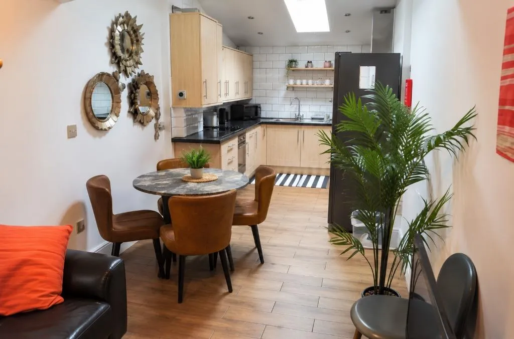 Furness Road, Fallowfield, M14, photo 4