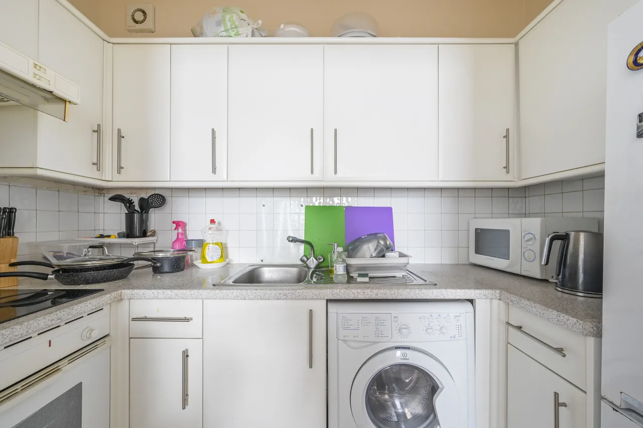 12 Thames Circle, London, photo 3