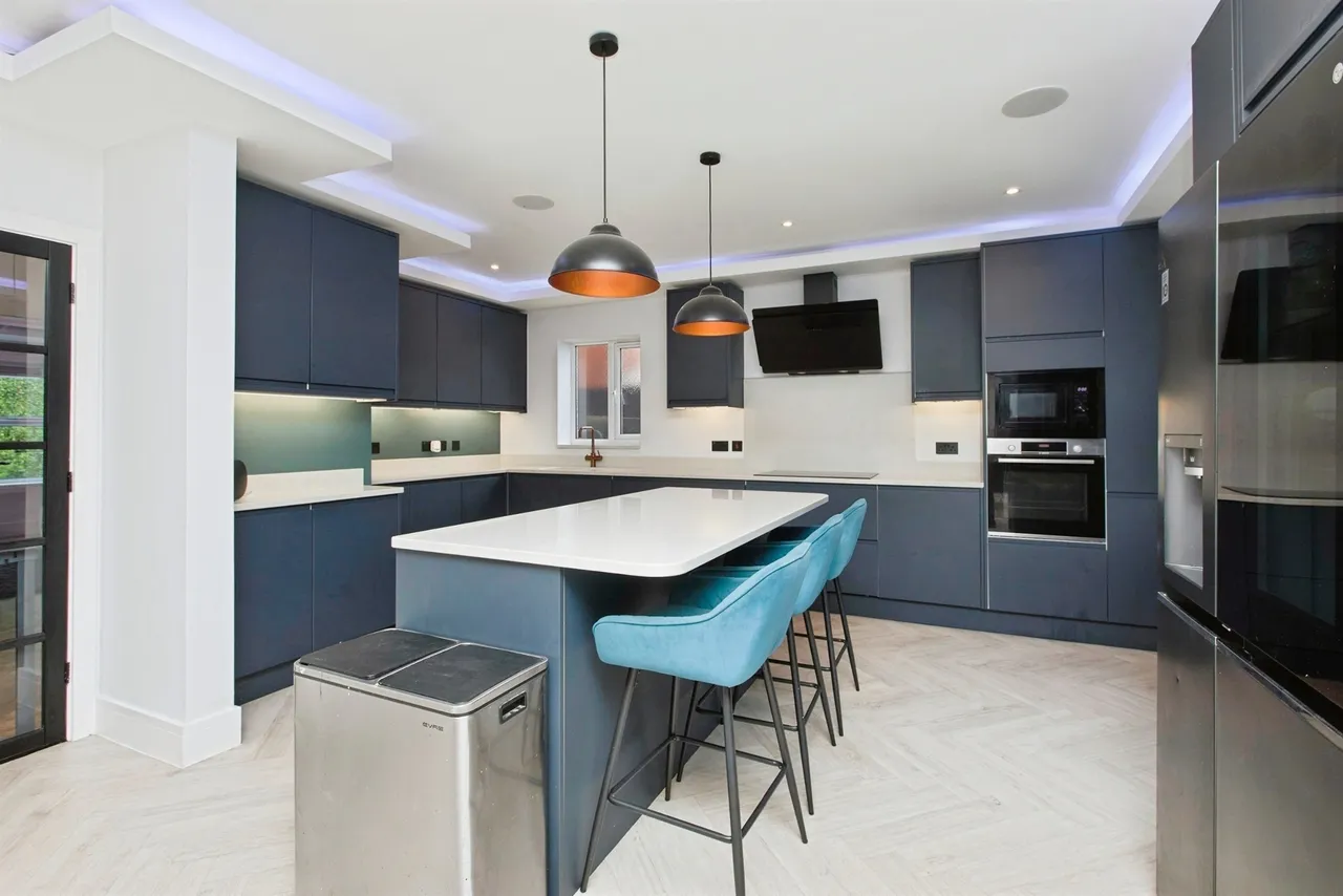 High Bank Road, Burton-On-Trent, DE15, photo 8