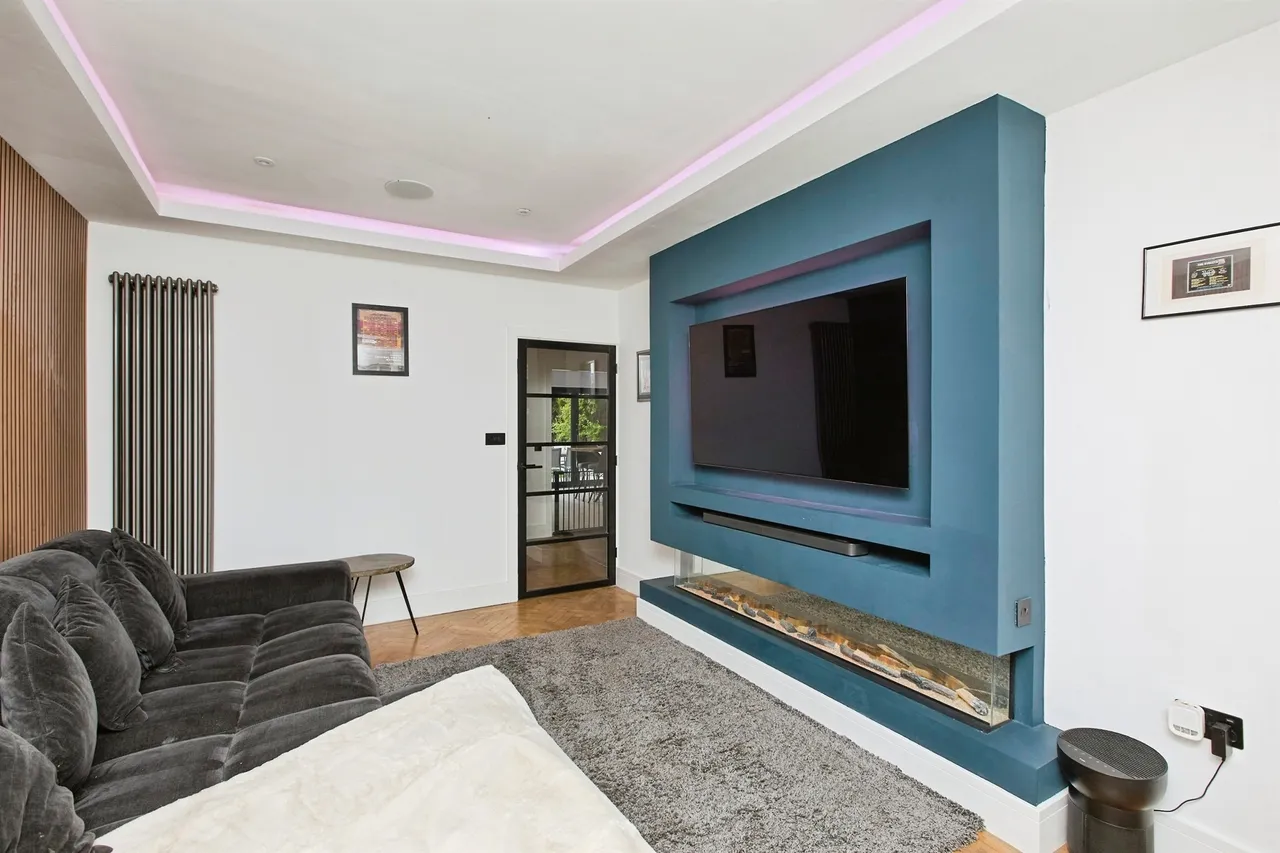 High Bank Road, Burton-On-Trent, DE15, photo 12